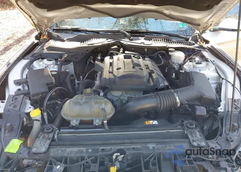 2015 Ford Mustang Ecoboost z USA, uszkodzony, nr VIN 1FA6P8TH2F5417577